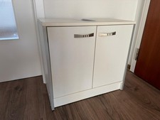 Waschbeckenunterschrank