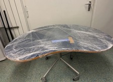 Bürotisch auf Rollen klappbar