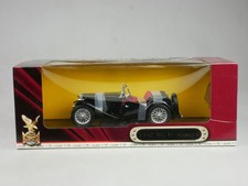 Road Signature 1/18 1947 MG TC