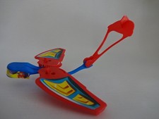 Modellflugzeuge & Hubschrauber " Blauer Flieger mit rote Flügel - 80 mm lang