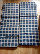 2 Hochlehner Stuhlauflagen. Polster. Blau Kariert