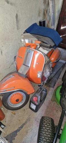 Knallige orange vespa p150x - orange,