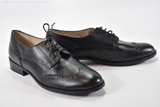 Uniform-Shoes  Damen