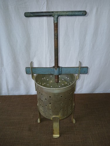 Alte fruchtpresse obstpresse - fruchtpresse,
