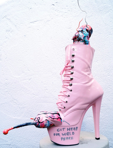 Fanta schuh skulptur - fanta,