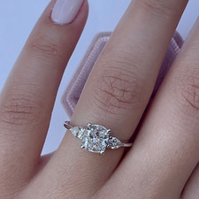 Ehering im Kissenschliff für