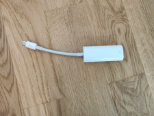Apple Thunderbolt 3 (USB-C)