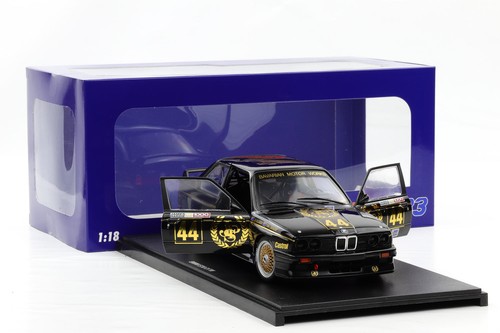 Werk83 bmw e30 - 1:18, m3