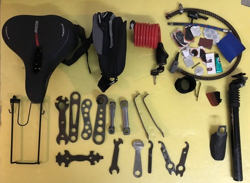 Fahrradteile konvolut sattel - fahrradteile, konvolut,sattel