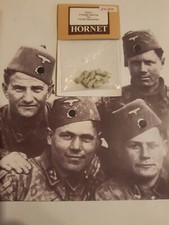 HGH 02, HORNET & WOLF  5 HEADS WEARING FEZ (13 XX Division Handschar) WW2