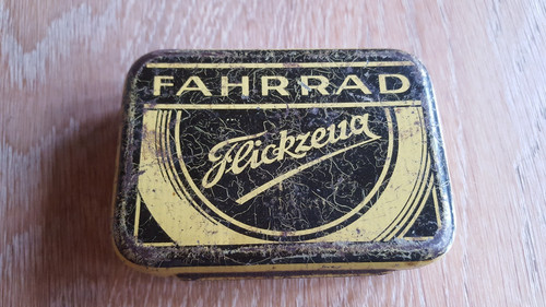 Blechdose oldtimer fahrrad - blechdose,