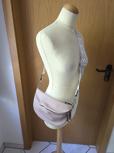 Crossbodybag nudefarben neu