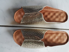 Schuhe Sandalen Slipper