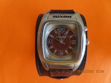 Nixon "The Rocker" Retro Uhr