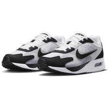 Nike Air Max Solo Sneaker