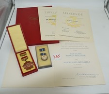 Orig. Früher DDR VVO Bronze 1969 mit VU OU Ulbricht + Mappe + Hufeland med . Y35