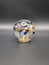 Briefbeschwerer paperweight