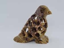 Stein Figur Vogel in Vogel verschachtelt, Edelstein Naturstein Speckstein Onyx ?
