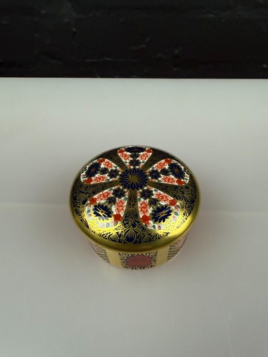 Royal crown derby - crown, old