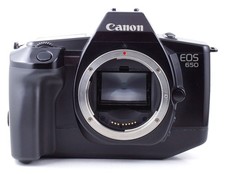 Analoge Spiegelreflexkamera SLR Body CANON EOS 650 mit Gehäusedeckel