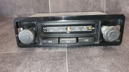 Altes oldtimer autoradio er - oldtimer,