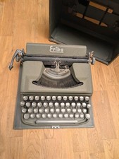 Schreibmaschine Erika Modell 9