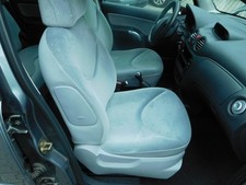 Sitz Beifahrersitz CITROEN C3 I F(HFX) 1,1i 44KW 60PS Bj. 2005