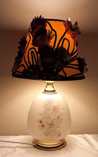Tischlampe glasfuß verziert - tischlampe,