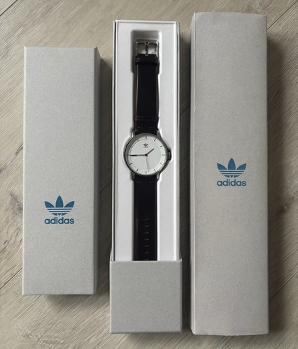 Adidas uhr ovp district - adidas,