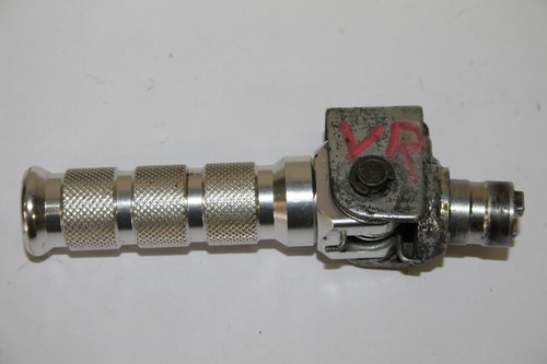 Fußraste vorne rechts suzuki - fußraste,