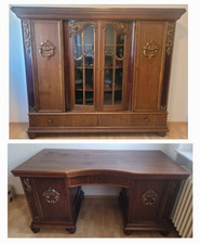 Büchervitrine + Schreibtisch