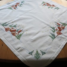 Rico Design Winter Mitteldecke Tischdecke Stickerei 80 x 80 cm