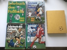 5x Jahrbuch des Fussballs