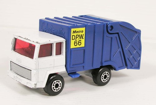 Refuse truck bin lkw matchbox - bin,