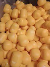 25 leere Ü-Ei Kapseln Hüllen