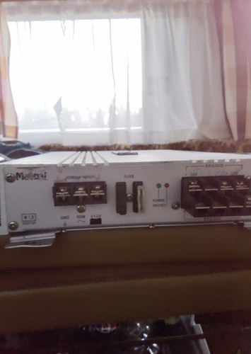 Verstärker 12v magnat - ,