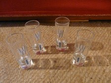 NUR  NOCH 3 x Wodkagläser Schnapsgläser mit Eichstrich  sehr gut Wyborowa