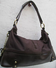 - AUTHENTISCHE FERRE