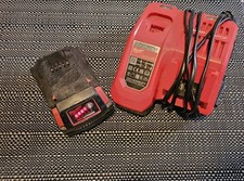 Milwaukee Ladegerat + 1x  4.0Ah M18 li-ion AKKU