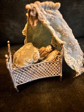 Antikes Puppenhaus Möbel