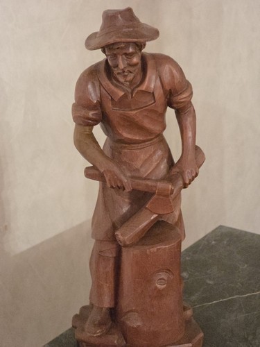 Holzfigur geschnitzt 27cm - geschnitzt, h:27cm