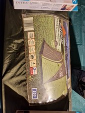 Iglu Doppeldachzelt mit reichlich Zubehör.