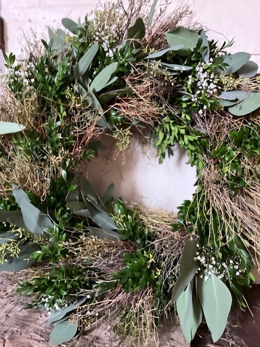 Zeitloser eukalyptus kranz mit - eukalyptus-kranz,