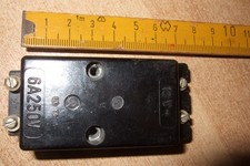 1x Fernschaltrelais, Stromstoßschalter, DDR, Bakelit, 12 Volt/250 Volt, 6A