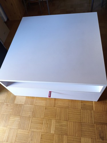 Vorlagentisch - , /