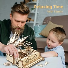 3D Holzpuzzle Spieluhr Klavier
