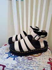 Wunderschöne Dr. Martens