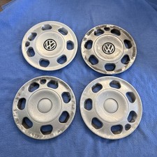 Volkswagen Golf Passat 35i Radkappen Satz 4-Stück 14 Zoll. 3A0601147A. Original