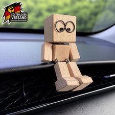 Handgefertigte Holzfigur