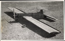 Foto Ak Flugzeug, Zivilflugzeug, Flügel, Propeller - 4003426